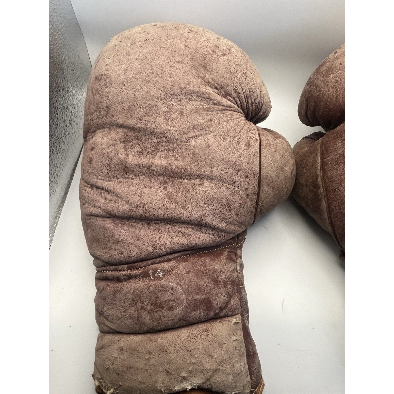 Vtg 1950s Benlee 745-14 Leather Boxing Gloves Horsehair 14oz Rocky Marciano Era